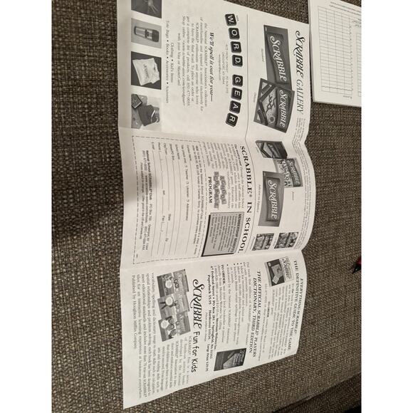 Vtg Scrabble Crossword Board Game Deluxe Edition Rotating Turntable 2001 Read - Picture 4 of 16